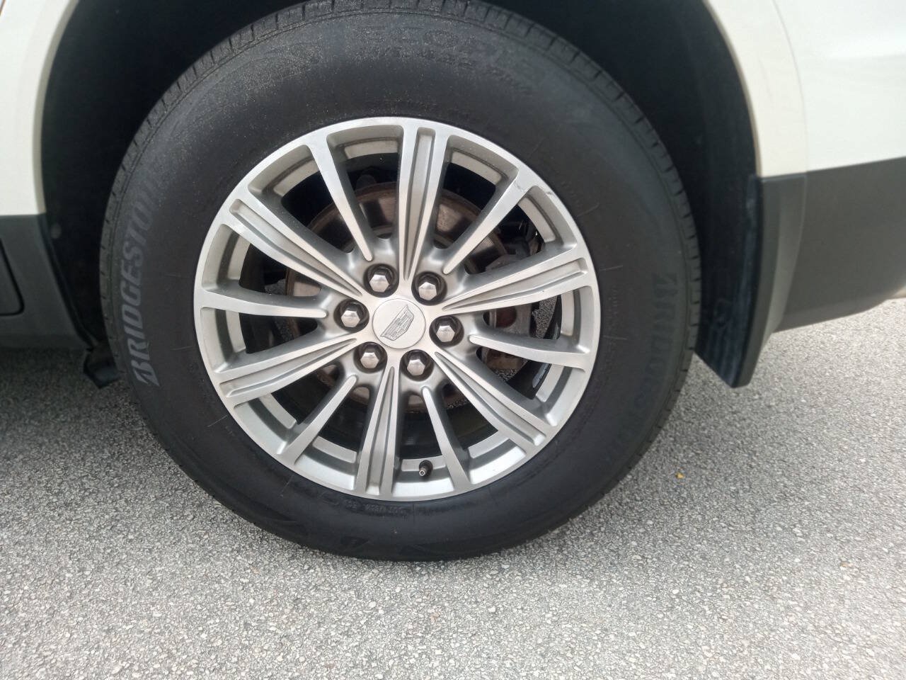 Used 2017 Cadillac XT5 Luxury FWD image 20