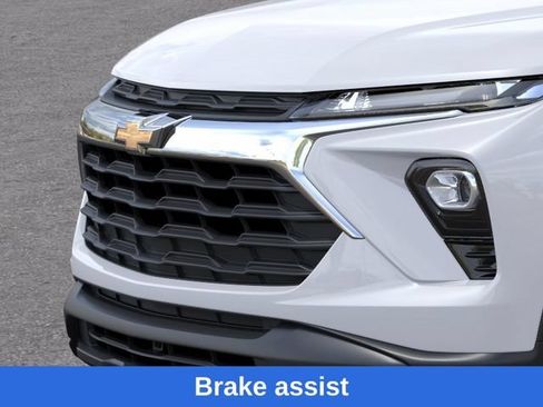 New 2026 Chevrolet TrailBlazer LS w/ LS Convenience Package FWD image 14