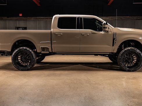 Used 2026 Ford F250 King Ranch w/ Chrome Package image 11