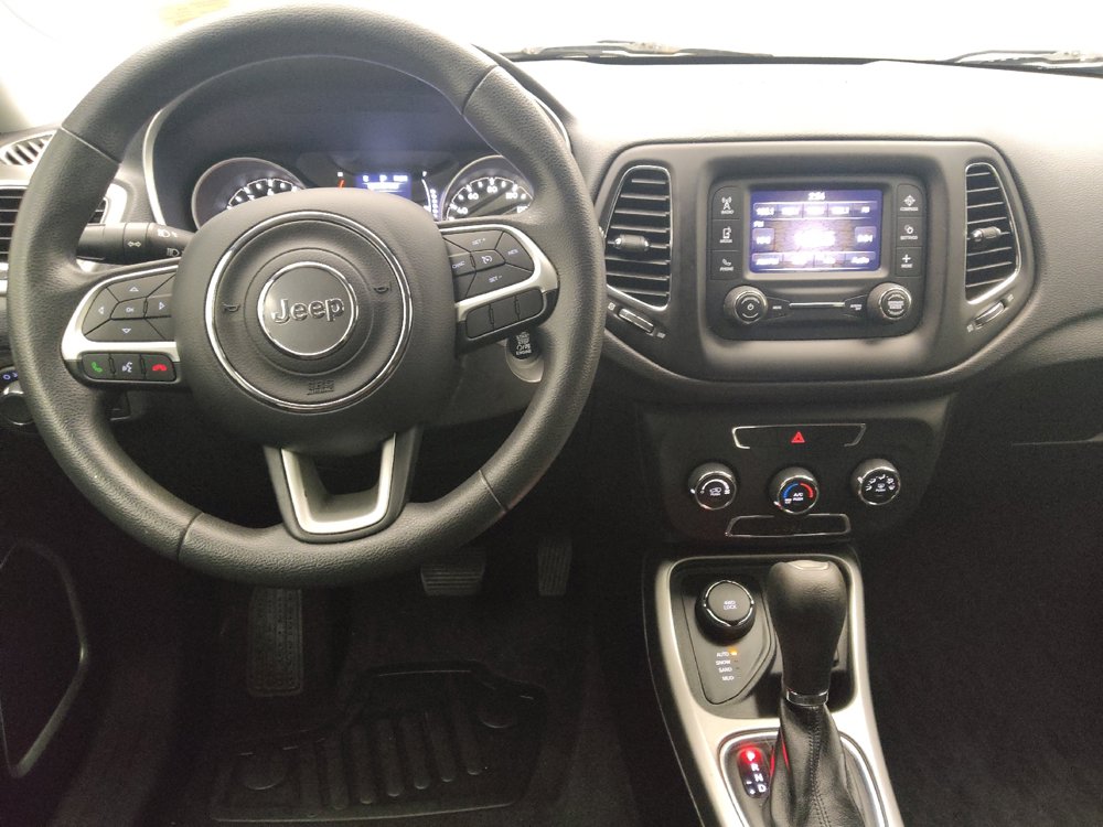 Used 2018 Jeep Compass Sport AWD/4WD image 22