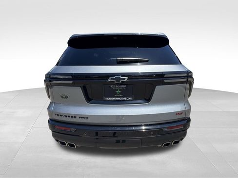 Used 2024 Chevrolet Traverse RS w/ LPO, Floor Liner Package AWD/4WD image 9