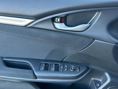 Used 2019 Honda Civic EX image 11