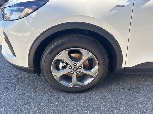 New 2025 Ford Escape ST-Line w/ Tech Pack #1 image 10