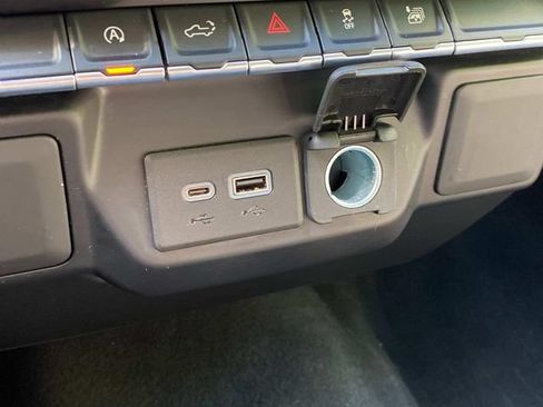 Used 2021 GMC Sierra 1500 Elevation AWD/4WD image 26
