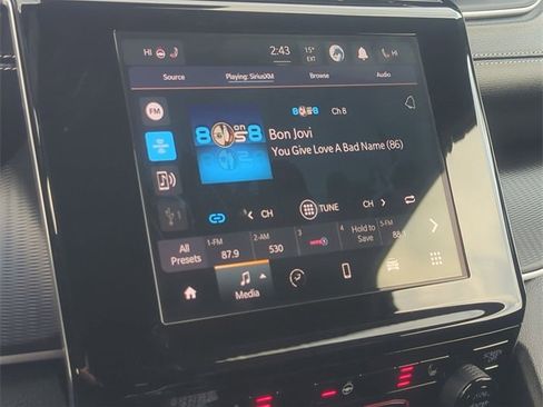 Used 2024 Jeep Grand Cherokee Altitude image 16