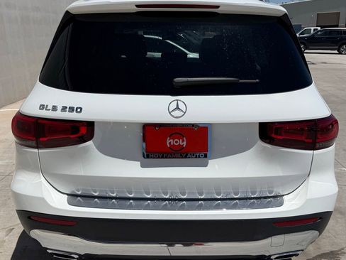 Used 2020 Mercedes-Benz GLB 250 image 8