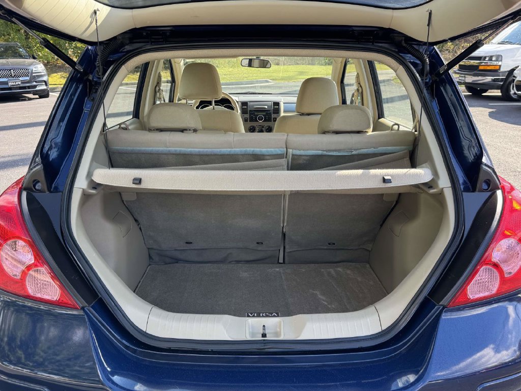 Used 2009 Nissan Versa 1.8 S w/ PWR Pkg FWD image 14