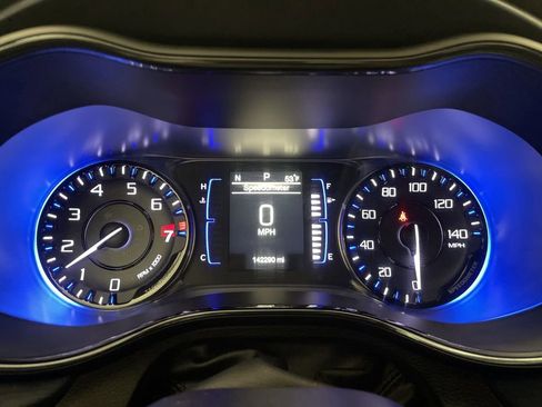Used 2016 Chrysler 200 S w/ Comfort Group AWD/4WD image 4