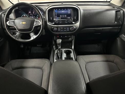 Used 2022 Chevrolet Colorado LT w/ LT Convenience Package AWD/4WD image 24