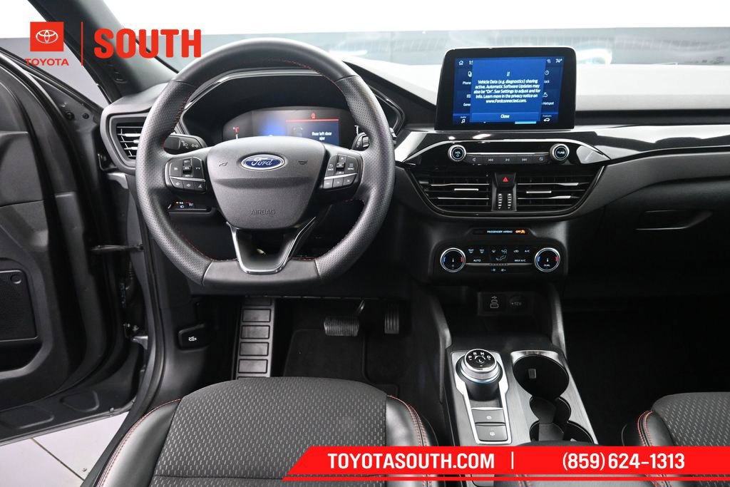 Used 2025 Ford Escape ST-Line AWD/4WD image 11
