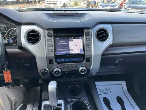 Used 2018 Toyota Tundra Limited image 17