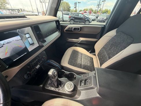 Used 2022 Ford Bronco Wildtrak AWD/4WD image 15