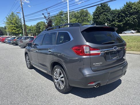 Certified 2022 Subaru Ascent Touring AWD/4WD image 17