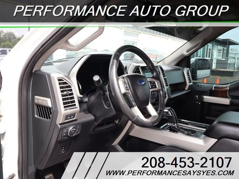Used 2016 Ford F150 Lariat w/ Equipment Group 502A Luxury AWD/4WD image 21