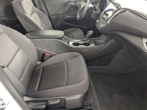 Certified 2023 Chevrolet Malibu LS image 29