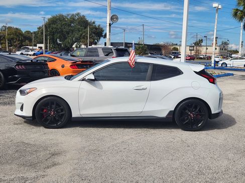 Used 2019 Hyundai Veloster Turbo R-Spec image 5