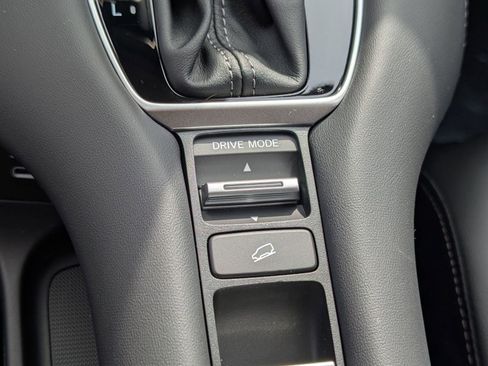 New 2026 Honda HR-V EX-L image 25