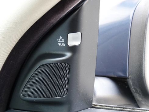 Used 2008 Volvo XC70 3.2 image 88