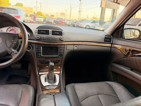 Used 2004 Mercedes-Benz E 320 Sedan image 14