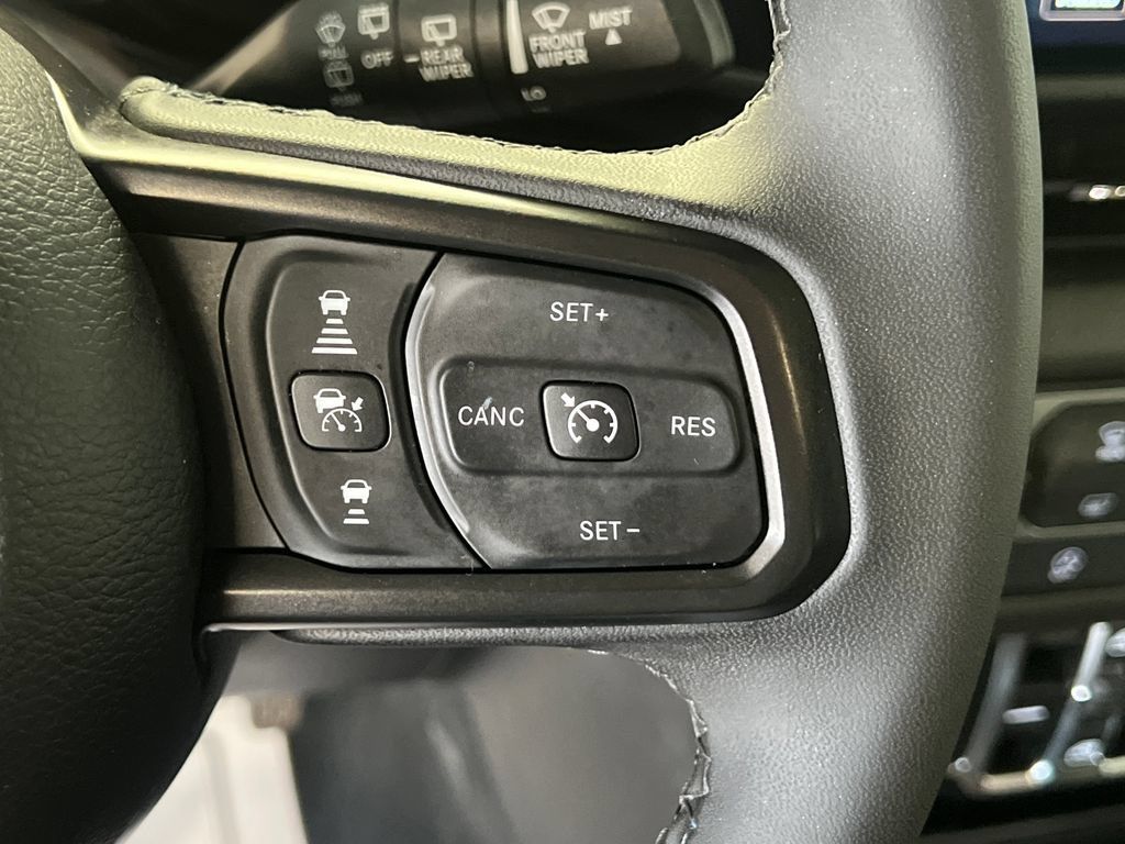Used 2025 Jeep Wrangler Unlimited Sport AWD/4WD image 21