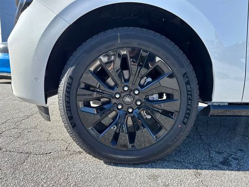 New 2025 Ford Expedition Platinum w/ Stealth Appearance Package image 9