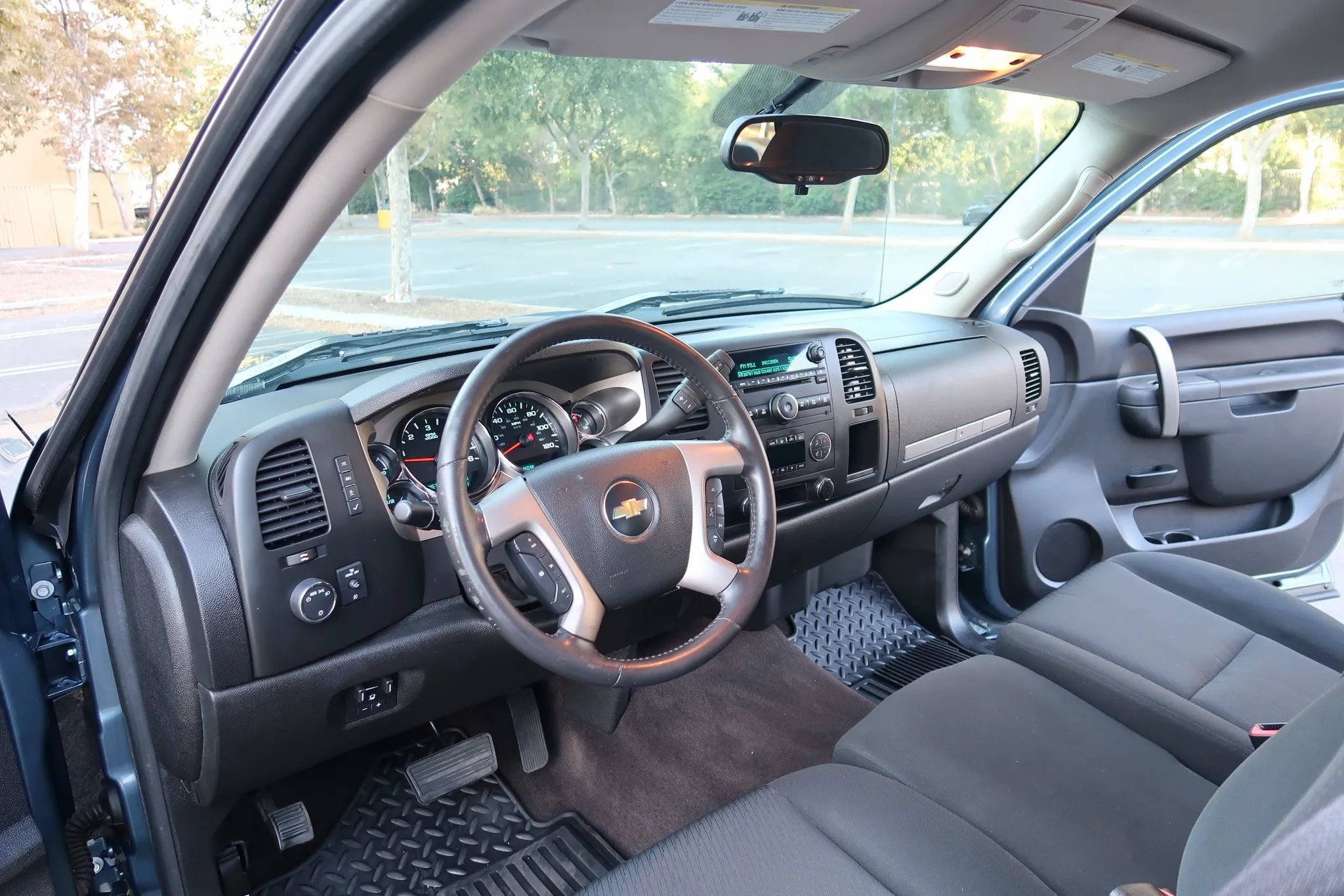 Used 2012 Chevrolet Silverado 1500 LT w/ All-Star Edition RWD image 17
