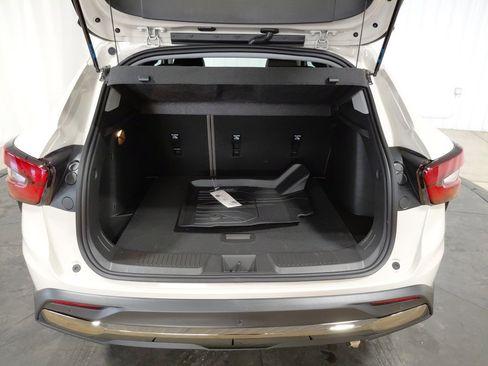 New 2026 Chevrolet Trax ACTIV w/ Driver Confidence Package image 8