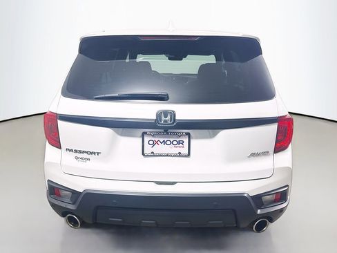 Used 2023 Honda Passport EX-L image 6
