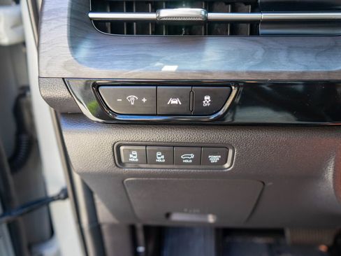 Used 2024 Kia Carnival SX FWD image 20