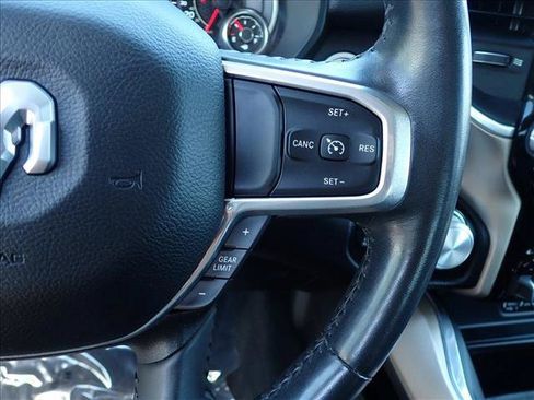 Used 2022 RAM 1500 Laramie AWD/4WD image 14
