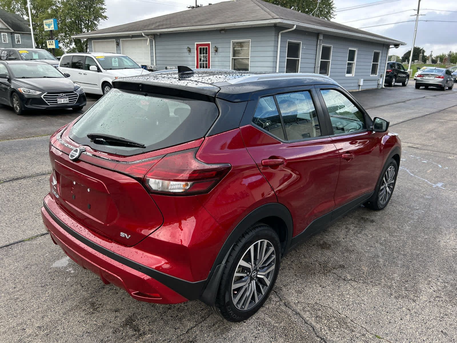Used 2021 Nissan Kicks SV FWD image 3