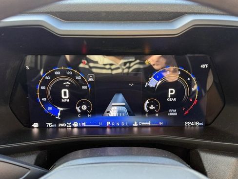 Used 2024 Chevrolet Colorado Trail Boss w/ Technology Package image 17