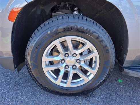 Used 2021 Chevrolet Tahoe LT image 9