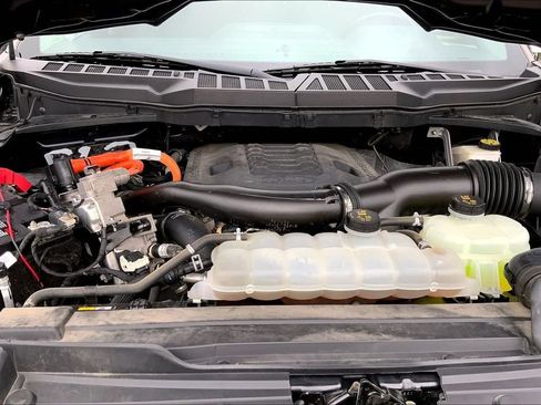 Used 2022 Ford F150 4x4 SuperCrew Hybrid image 30