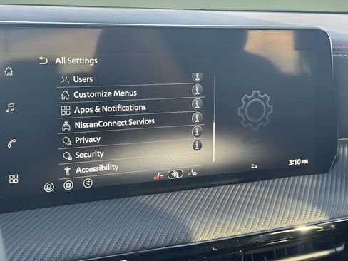 New 2026 Nissan Kicks SR w/ Cold Weather Package image 29