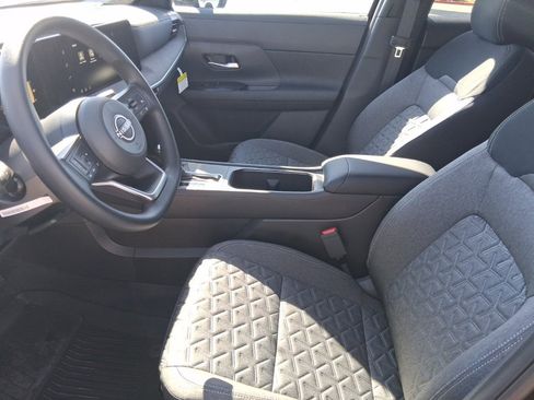 New 2026 Nissan Kicks SV w/ Cold Weather Package image 18