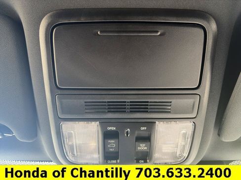Used 2023 Honda Passport TrailSport image 19