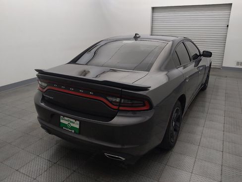 Used 2023 Dodge Charger SXT RWD image 7