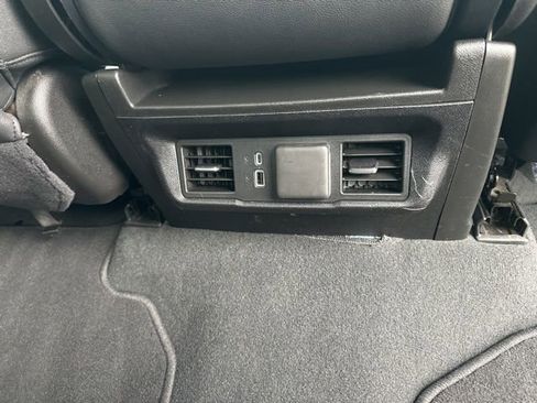 Used 2025 GMC Sierra 1500 SLT image 43