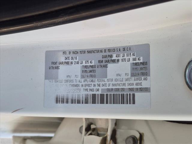 Used 2016 MAZDA MAZDA3 i Touring w/ Popular Equipment Package FWD image 13
