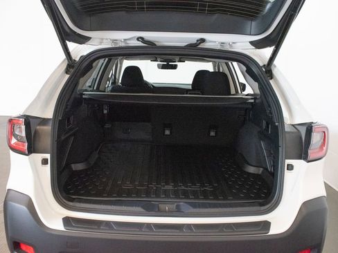 Used 2025 Subaru Outback Premium w/ Popular Package #1A AWD/4WD image 25