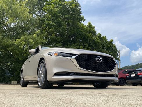 New 2025 MAZDA MAZDA3 s image 31