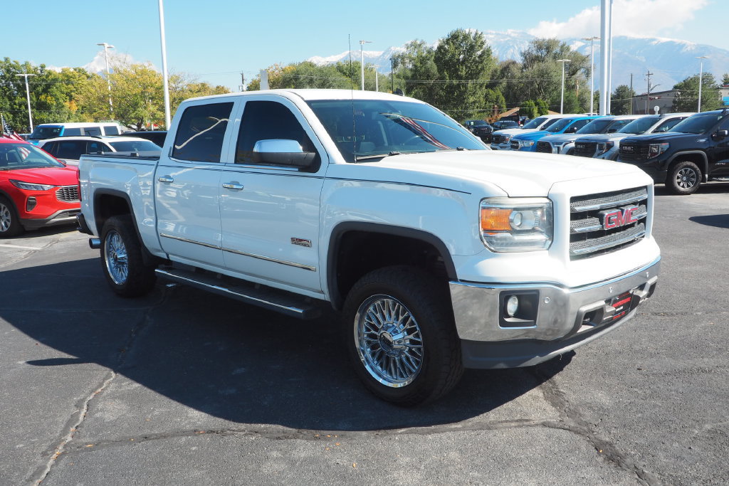 Used 2014 GMC Sierra 1500 SLT w/ All-Terrain Package AWD/4WD image 3