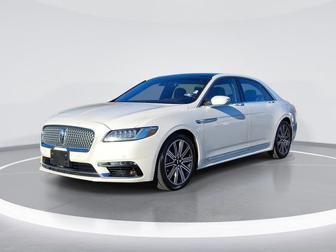 Used 2019 Lincoln Continental Reserve image 1