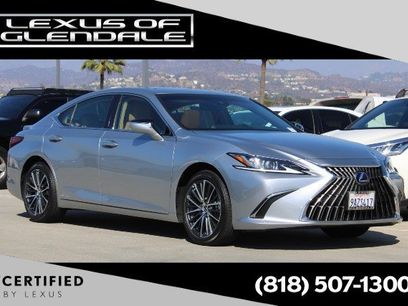 Certified 2022 Lexus ES 300h w/ Premium Package