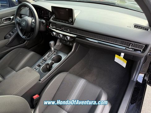 Certified 2024 Honda Civic Sport image 10