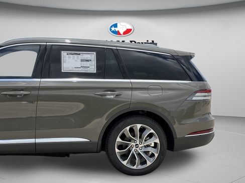 New 2025 Lincoln Aviator Reserve w/ Illumination Package RWD image 33