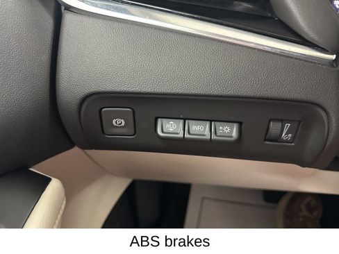 Used 2023 Buick Enclave Avenir w/ Avenir Technology Package AWD/4WD image 42