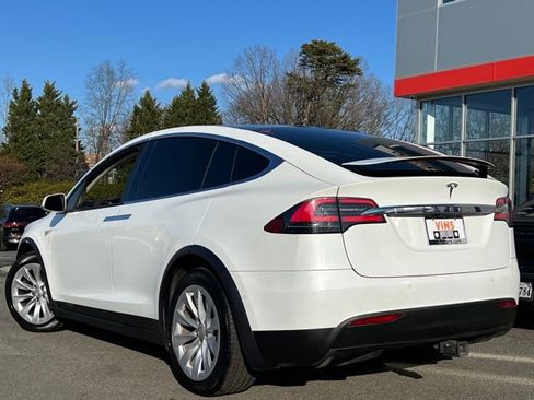 Used 2016 Tesla Model X 90D image 13