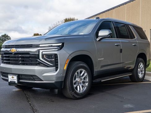 New 2026 Chevrolet Tahoe LS image 4